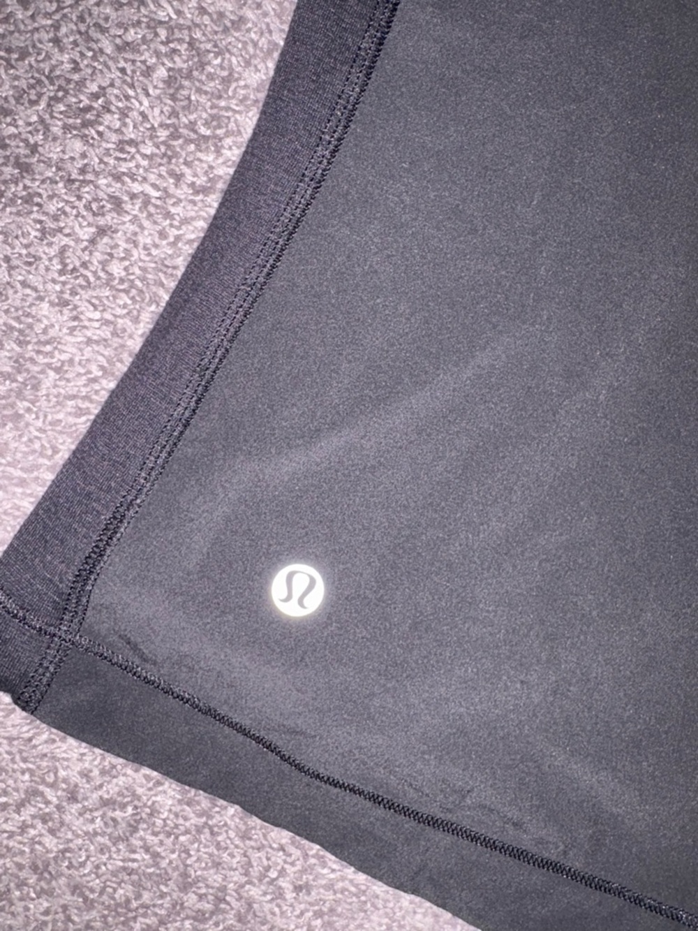 lululemon athletica Black Short Sleeve Crew Tee with Curved Back Hem - Picture 4 of 5